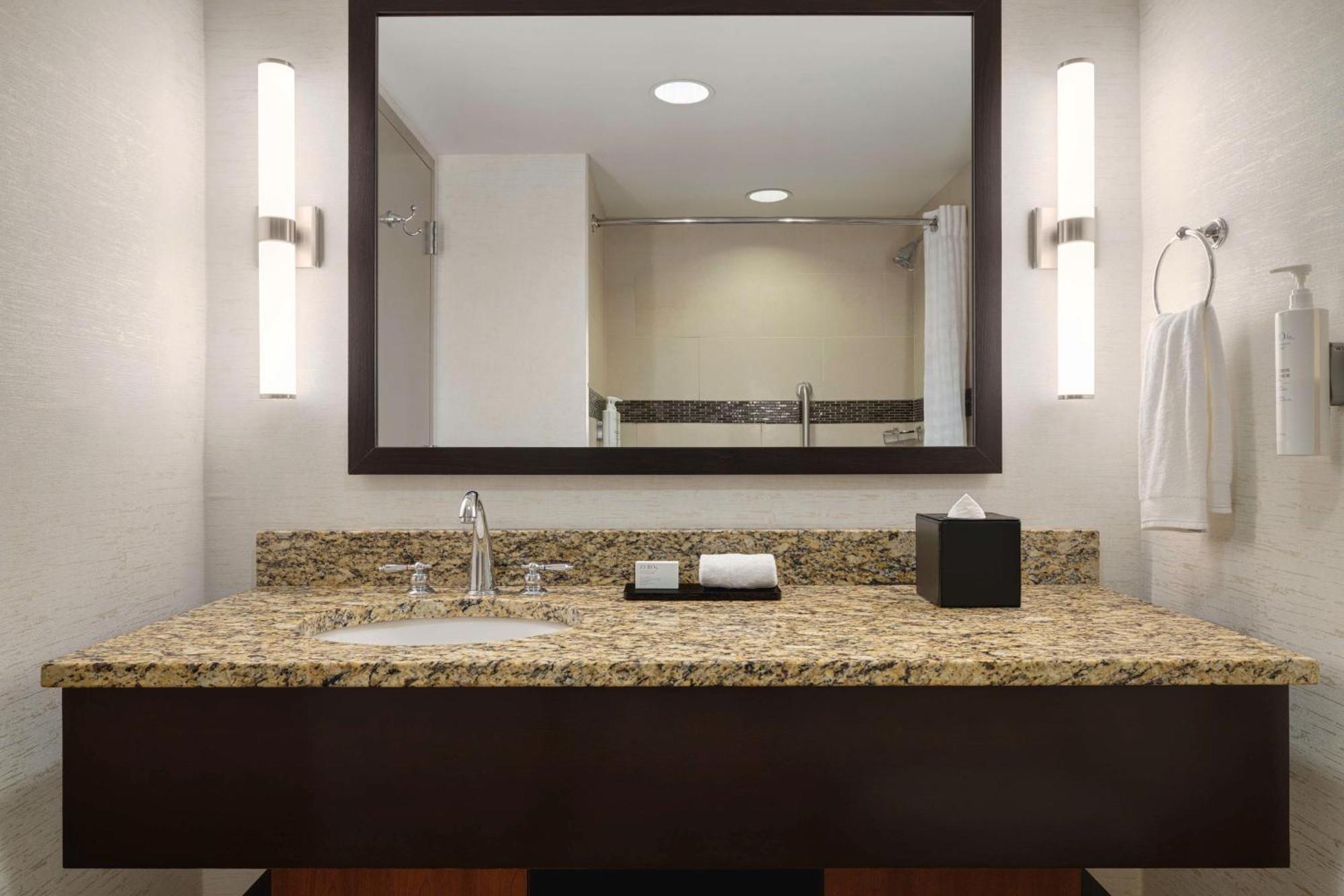 Embassy Suites Chattanooga Hamilton Place Eksteriør bilde