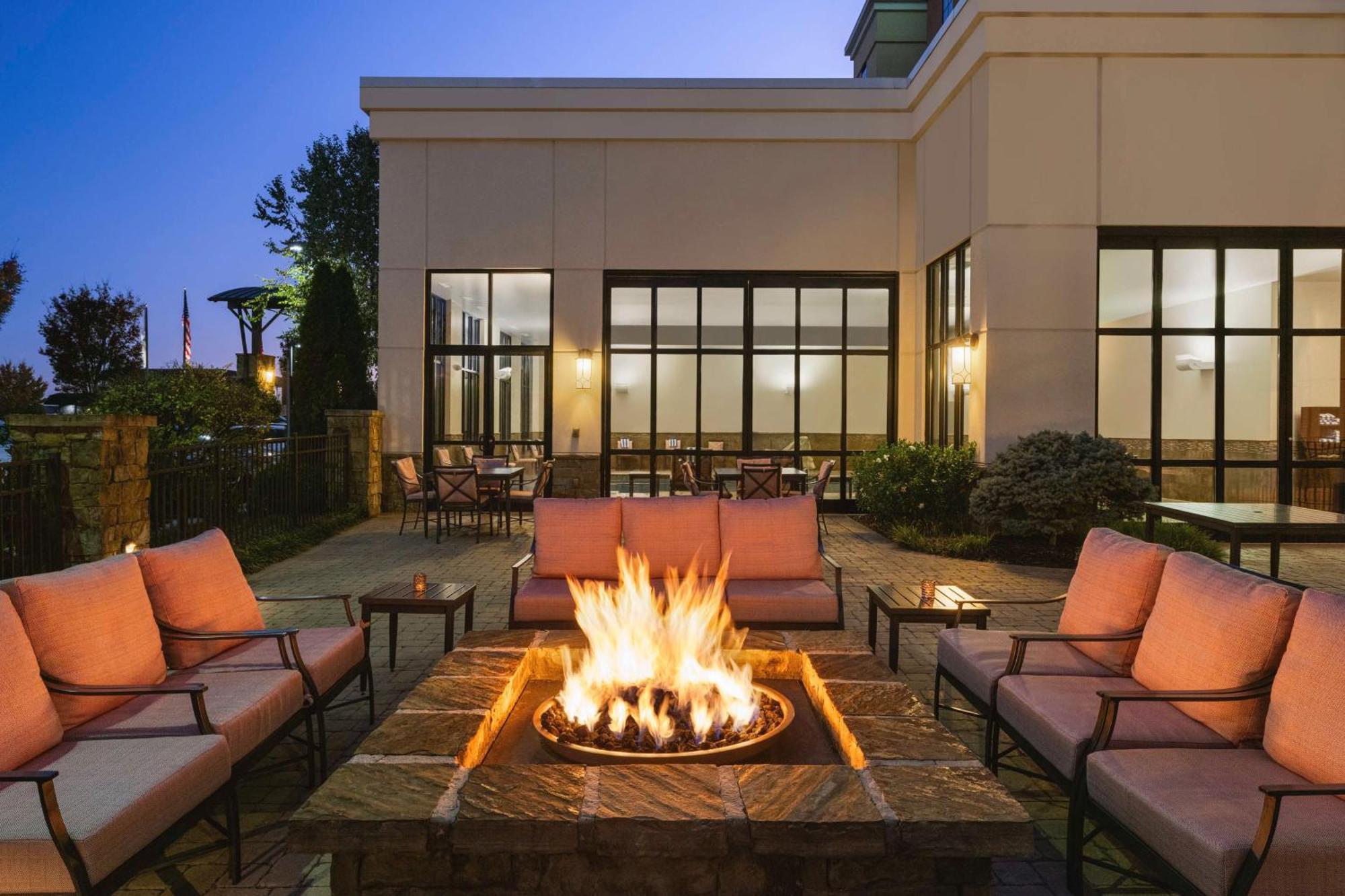 Embassy Suites Chattanooga Hamilton Place Eksteriør bilde